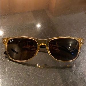 Ray-Ban New Wayfarer Bicolor EUC Sunglasses